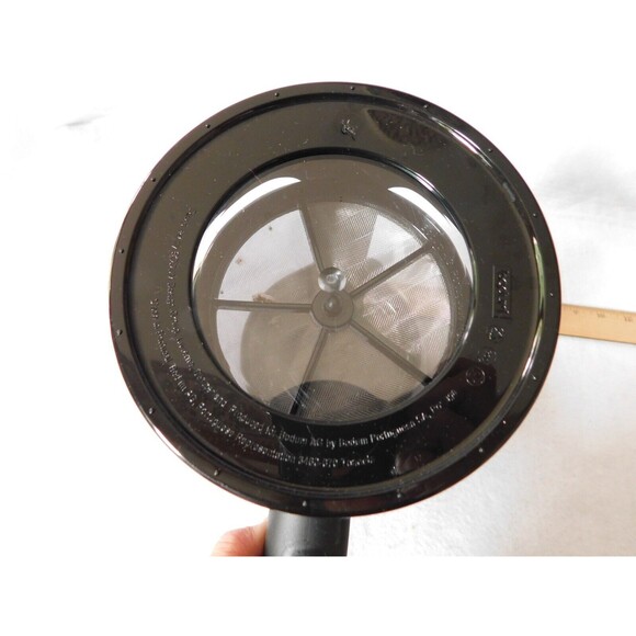 Bodum Bean Cold Brew Coffee Maker Press Plastic 1.5 Liter 51 Ounce Black - Picture 4 of 7